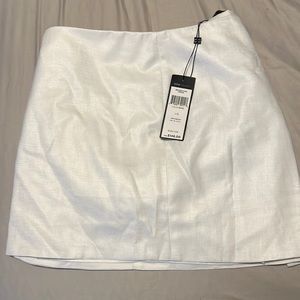 BCBG max azaria skort